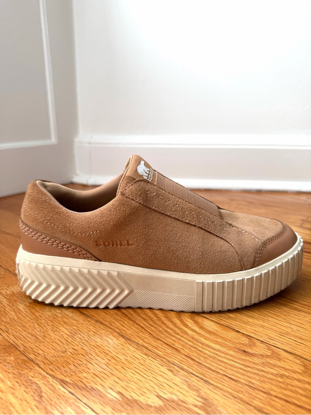 SOREL Ona Ave Suede Slip-On Platform Sneakers Tawny Buff Size 9
